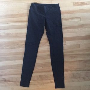 Lulu lemon wonder under leggings